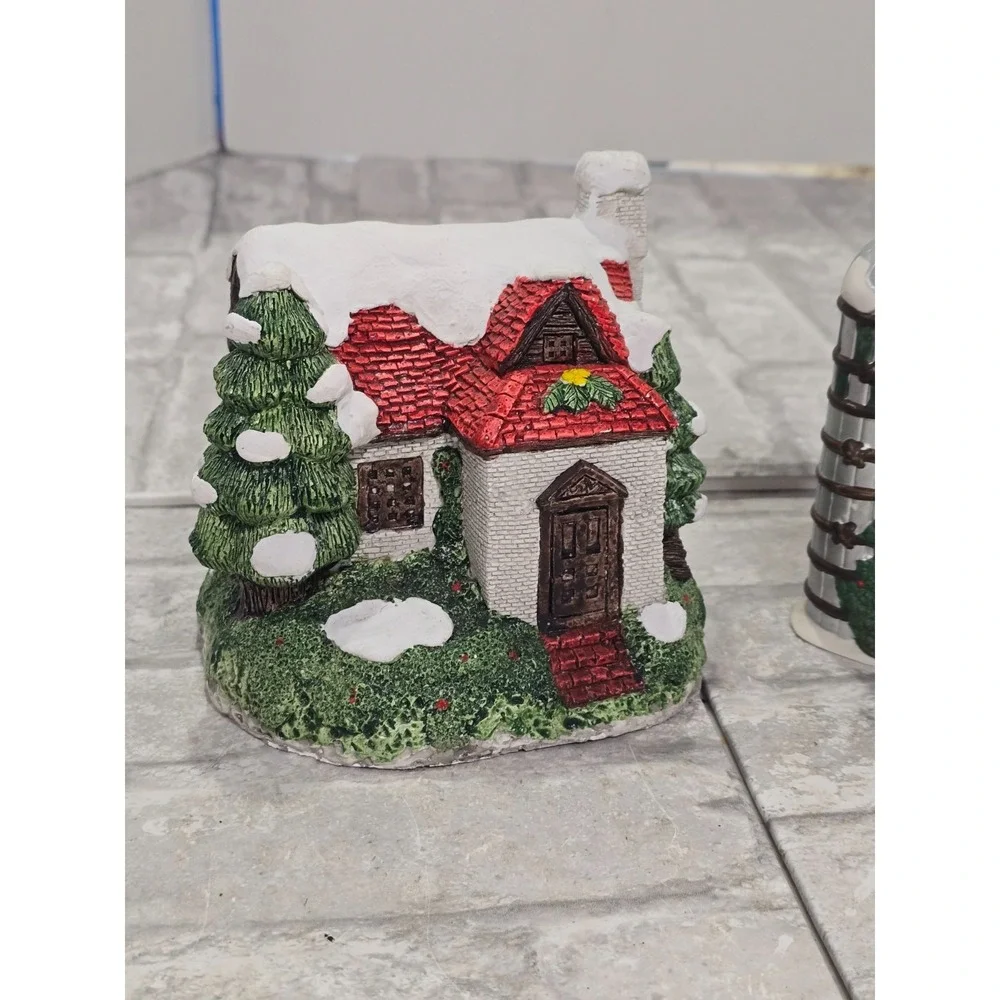 O'Well China Red Barn Silo Christmas Village House 1997 w/ white brick‎ house